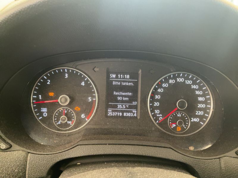 Volkswagen Sharan 2.0 TDI Cup BlueMotion Tech 2015 – снимка 19