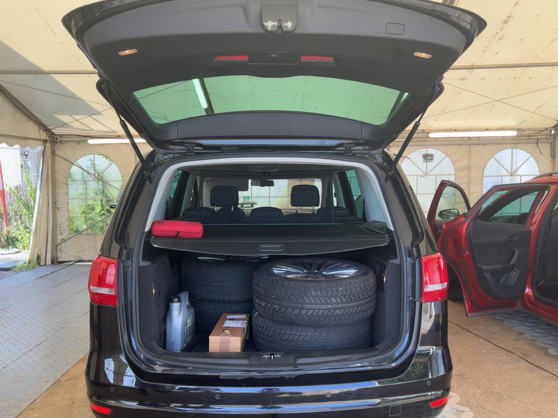 Volkswagen Sharan 2.0 TDI Cup BlueMotion Tech 2015 – снимка 16