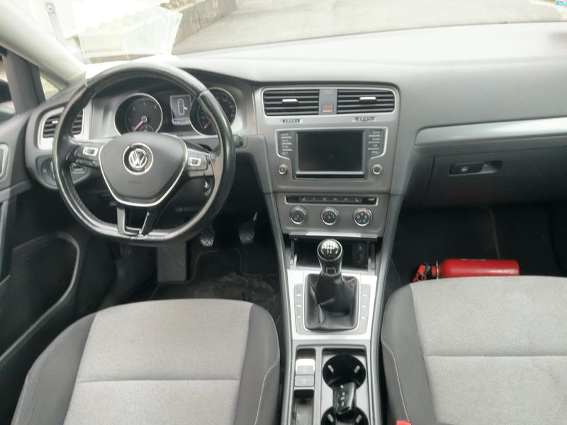 Volkswagen Golf VII 1.6 TDI Trendline BlueMotion Tech 2016 – снимка 17