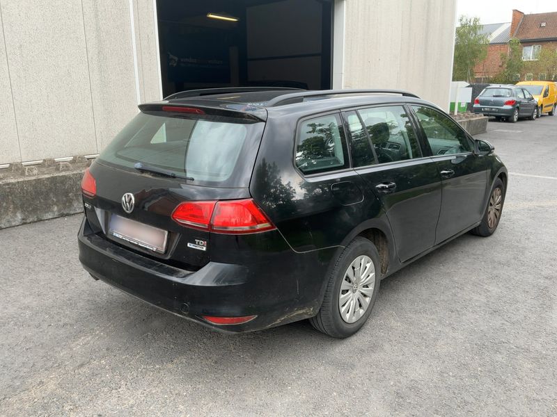 Volkswagen Golf VII 1.6 TDI Trendline BlueMotion Tech 2016 – снимка 8