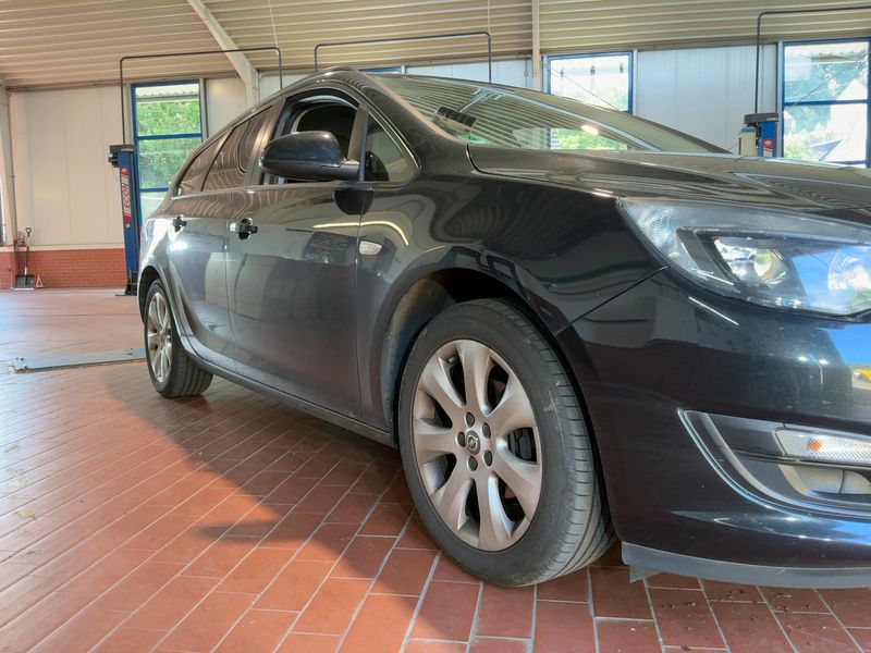 Opel Astra 1.4 Turbo Style 2015 – снимка 12