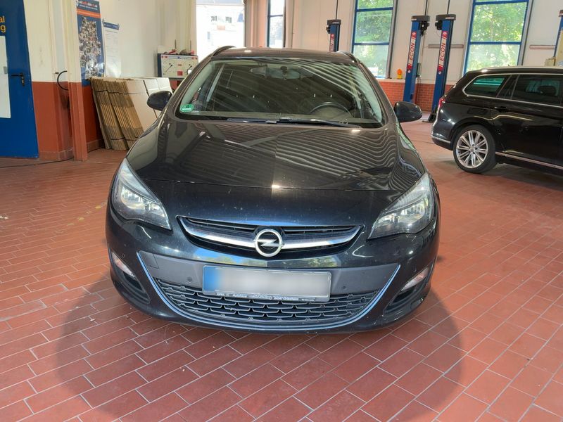 Opel Astra 1.4 Turbo Style 2015 – снимка 14