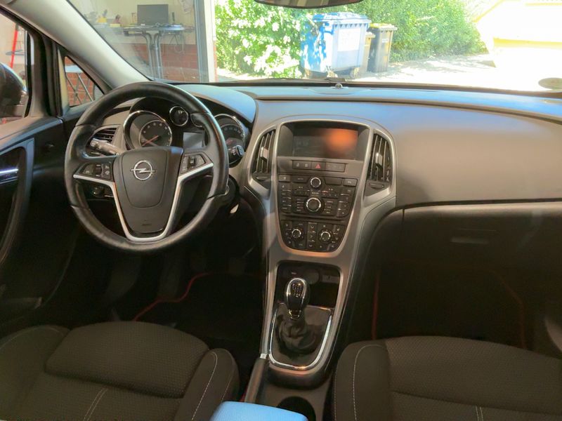 Opel Astra 1.4 Turbo Style 2015 – снимка 18