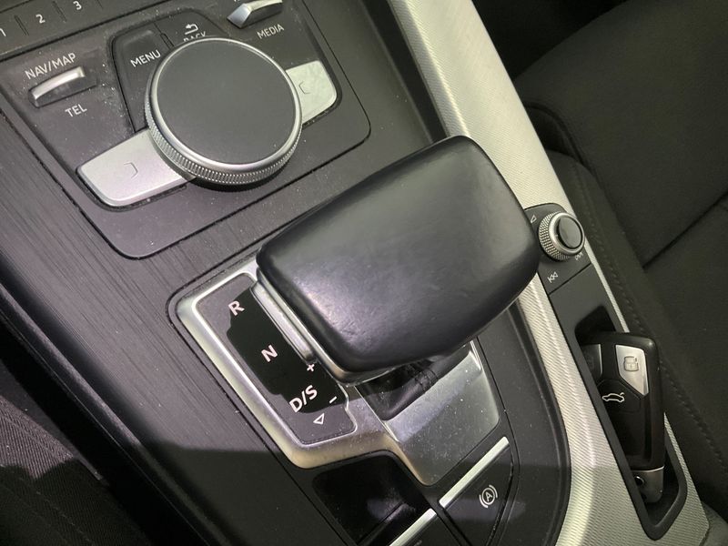 Audi A4 2.0 TDI Sport 2018 – снимка 26
