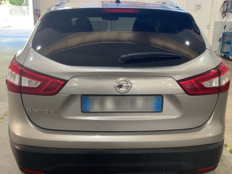Nissan Qashqai 1.6 dCi N-Connecta 4x4 2017 – снимка 7