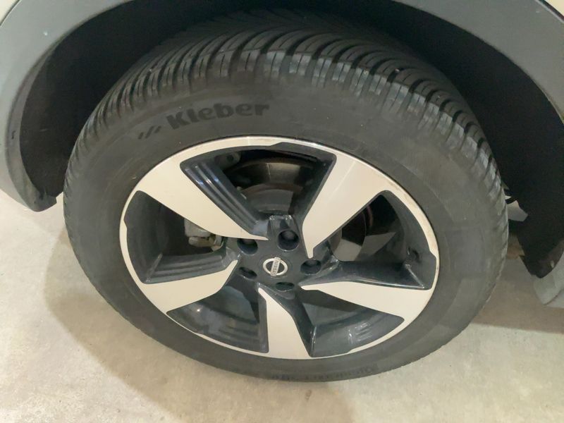 Nissan Qashqai 1.6 dCi N-Connecta 4x4 2017 – снимка 9