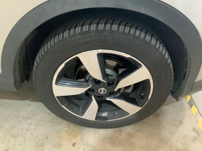 Nissan Qashqai 1.6 dCi N-Connecta 4x4 2017 – снимка 11