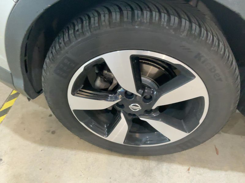 Nissan Qashqai 1.6 dCi N-Connecta 4x4 2017 – снимка 3