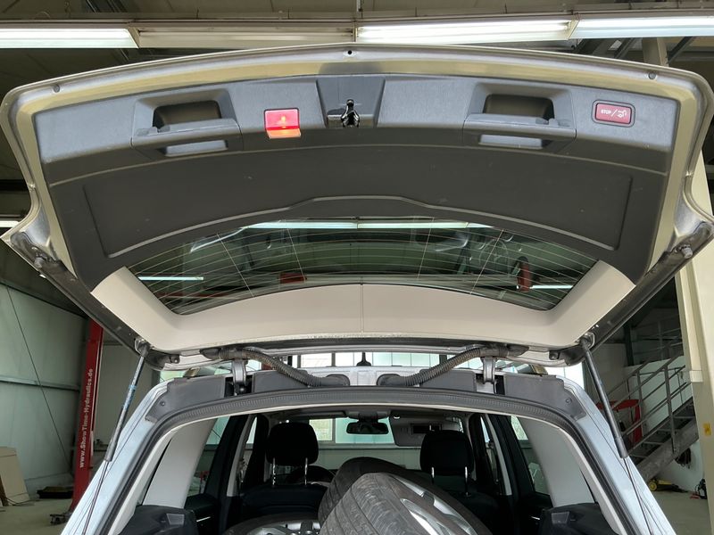Mercedes-Benz GLK-Klasse GLK 350 4Matic 2010 – снимка 30
