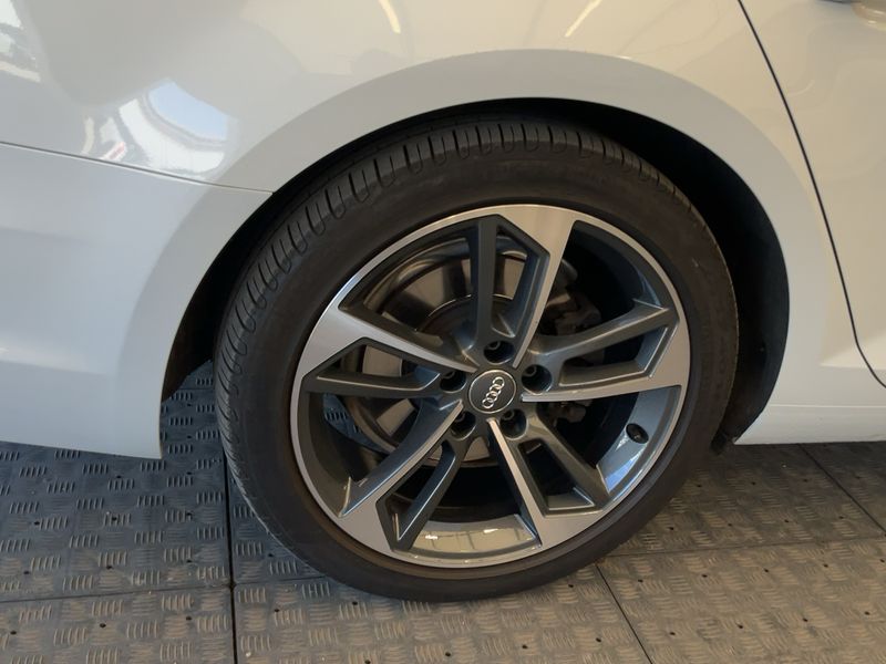 Audi A4 40 TDI quattro Sport 2019 – снимка 9