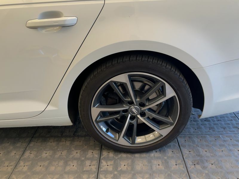 Audi A4 40 TDI quattro Sport 2019 – снимка 5