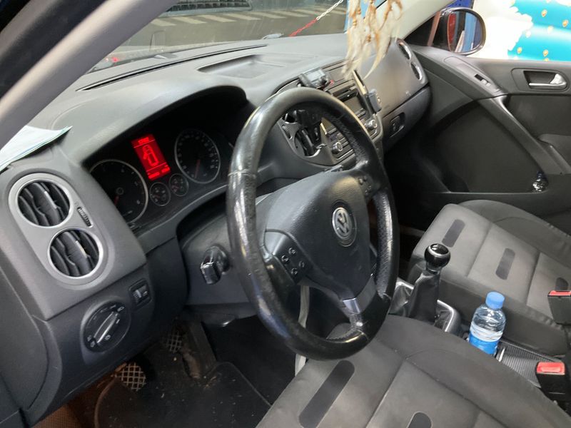 Volkswagen Tiguan 2.0 TDI Sport & Style 4Motion 2008 – снимка 33