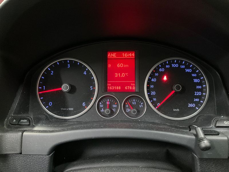 Volkswagen Tiguan 2.0 TDI Sport & Style 4Motion 2008 – снимка 18