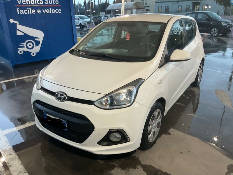 Hyundai i10 1.0 Blue drive 2013 – снимка 1
