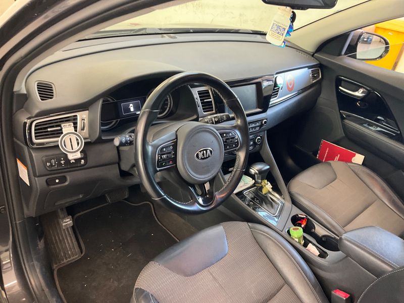 Kia Niro 1.6 Hybrid Style 2017 – снимка 25
