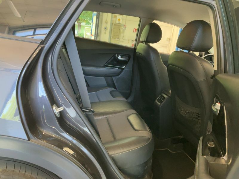 Kia Niro 1.6 Hybrid Style 2017 – снимка 19
