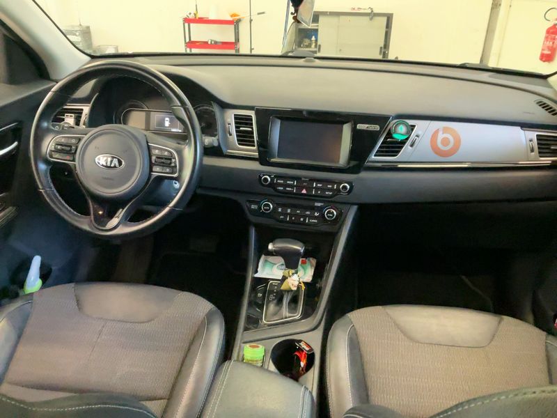 Kia Niro 1.6 Hybrid Style 2017 – снимка 17