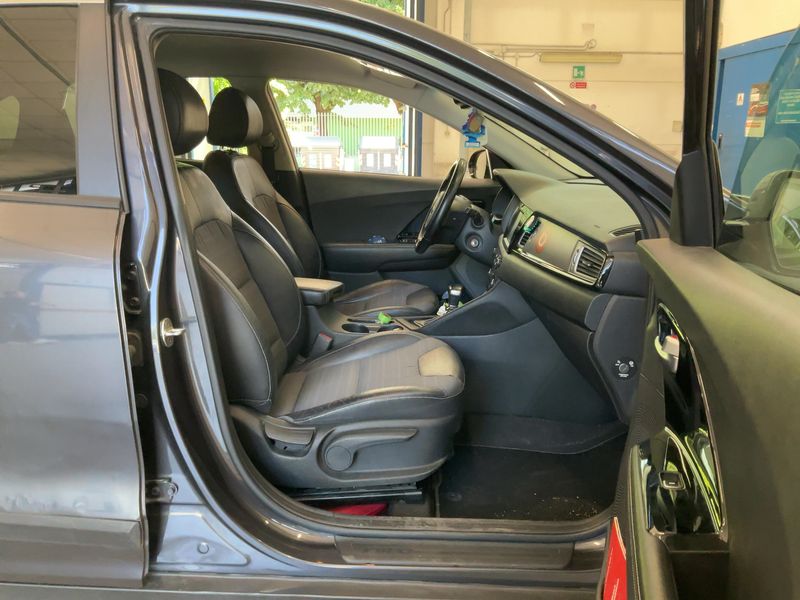 Kia Niro 1.6 Hybrid Style 2017 – снимка 16