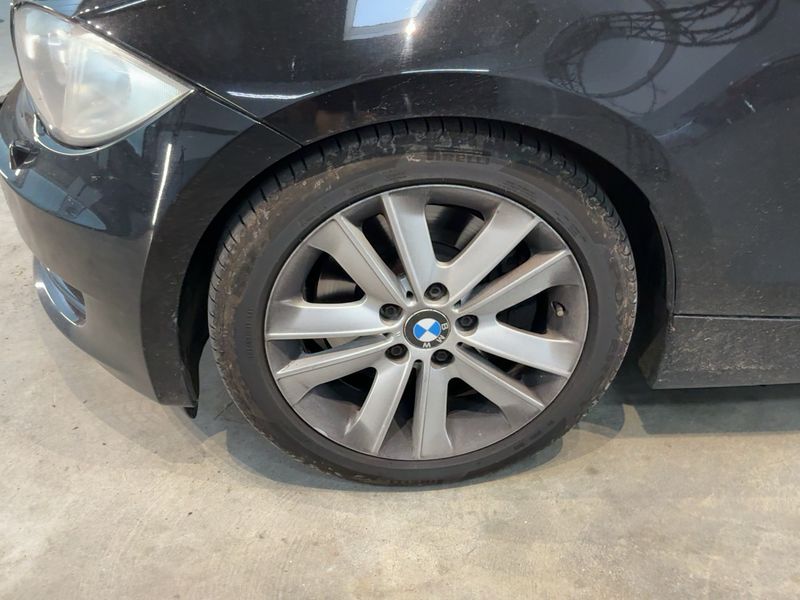 BMW 1er 123d 2011 – снимка 3