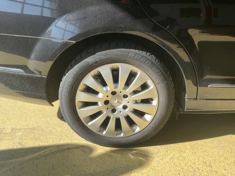 Mercedes-Benz C-Klasse C 220 CDI T BlueEfficiency Avantgarde 2011 – снимка 9