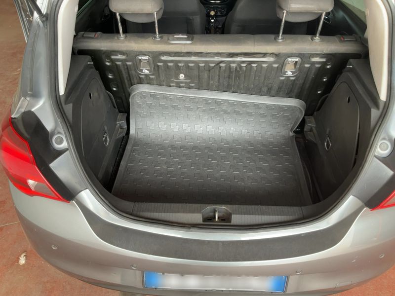 Opel Corsa 1.4 LPG B-Color 2017 – снимка 15