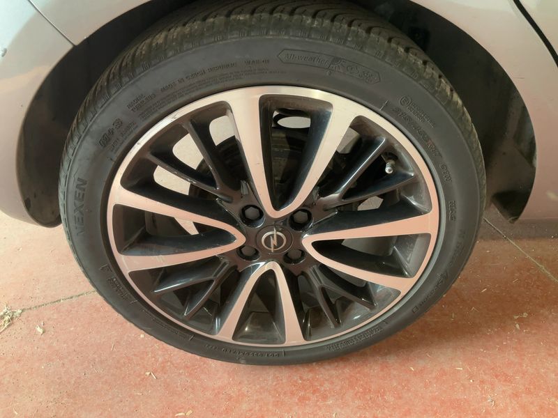 Opel Corsa 1.4 LPG B-Color 2017 – снимка 9
