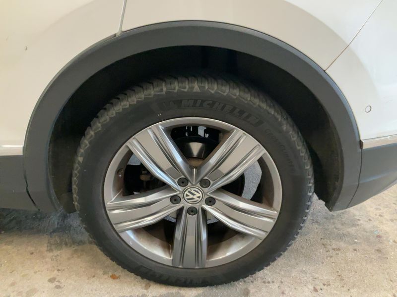 Volkswagen Tiguan 2.0 TDI Carat Exclusive 4Motion BlueMotion Tech 2017 – снимка 5