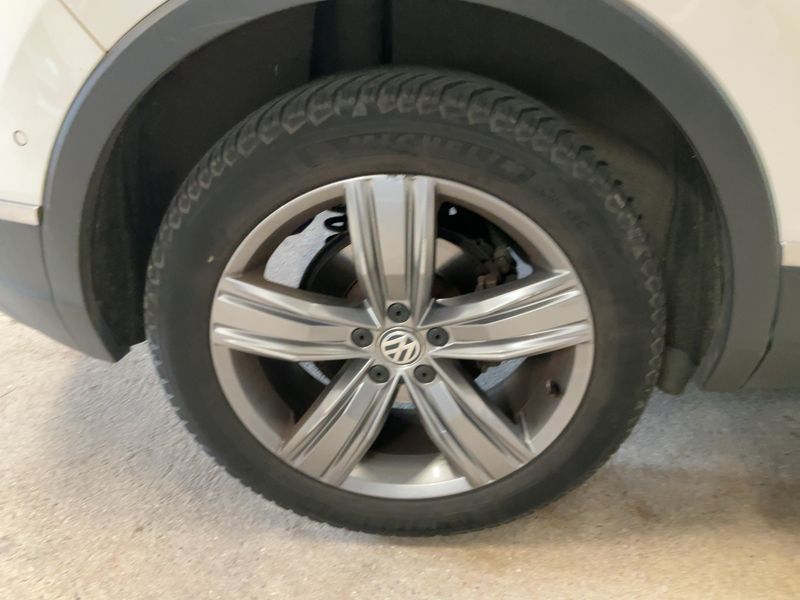 Volkswagen Tiguan 2.0 TDI Carat Exclusive 4Motion BlueMotion Tech 2017 – снимка 9