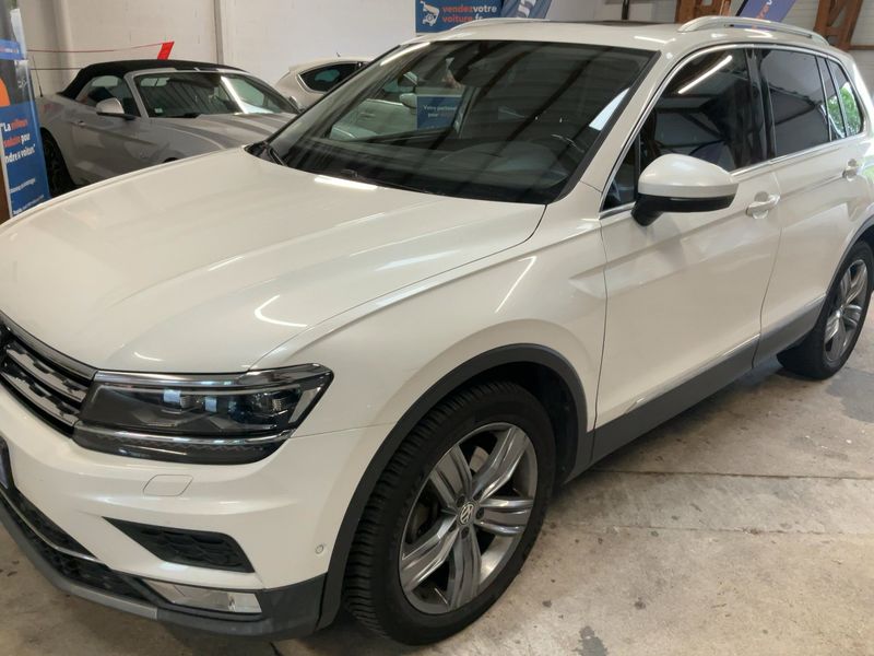 Volkswagen Tiguan 2.0 TDI Carat Exclusive 4Motion BlueMotion Tech 2017 – снимка 2