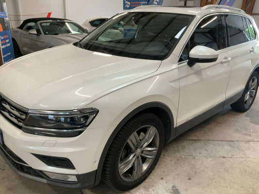 Volkswagen Tiguan 2.0 TDI Carat Exclusive 4Motion BlueMotion Tech 2017 – снимка 2