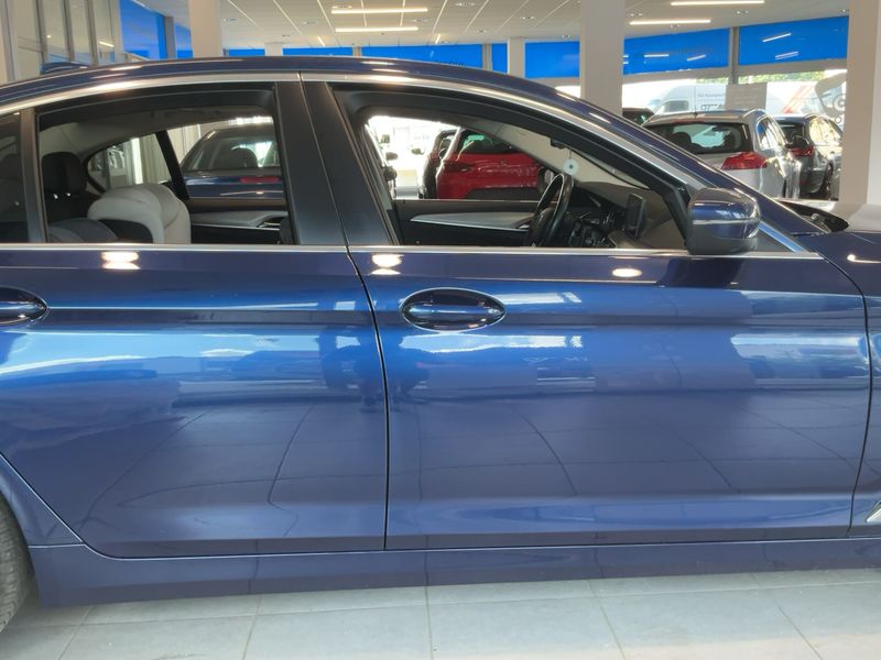 BMW 5er 530d xDrive 2018 – снимка 10