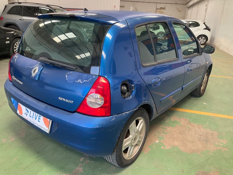 Renault Clio 1.2 Dynamique 2008 – снимка 2