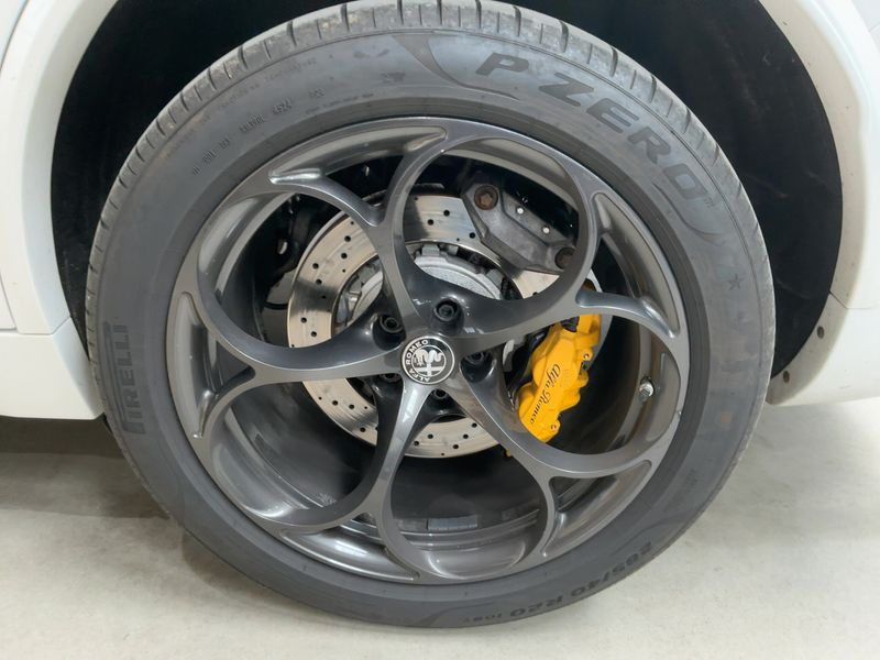 Alfa Romeo Stelvio 2.9 V6 Bi-Turbo Quadrifoglio Q4 2019 – снимка 5