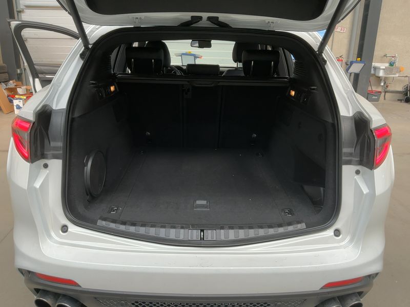 Alfa Romeo Stelvio 2.9 V6 Bi-Turbo Quadrifoglio Q4 2019 – снимка 15