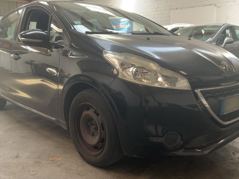 Peugeot 208 1.4 HDi Active 2014 – снимка 12