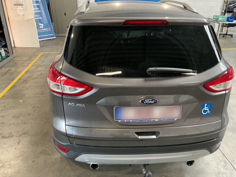 Ford Kuga 2.0 TDCi Trend 2014 – снимка 30