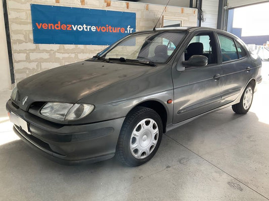 Renault Megane 1.6 Alize 1998 – снимка 1