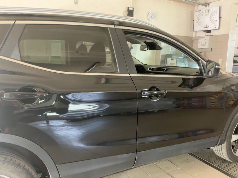 Nissan Qashqai 1.6 dCi N-Connecta 4x4 2017 – снимка 10