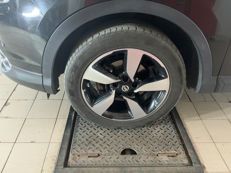 Nissan Qashqai 1.6 dCi N-Connecta 4x4 2017 – снимка 3