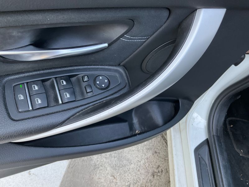 BMW 3er 320d Advantage 2019 – снимка 26