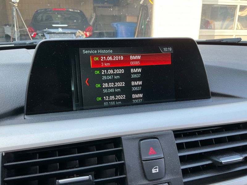 BMW 3er 320d Advantage 2019 – снимка 24