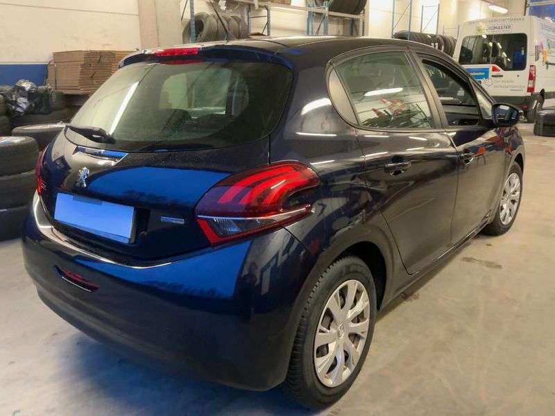 Peugeot 208 1.0 VTi Active 2017 – снимка 8