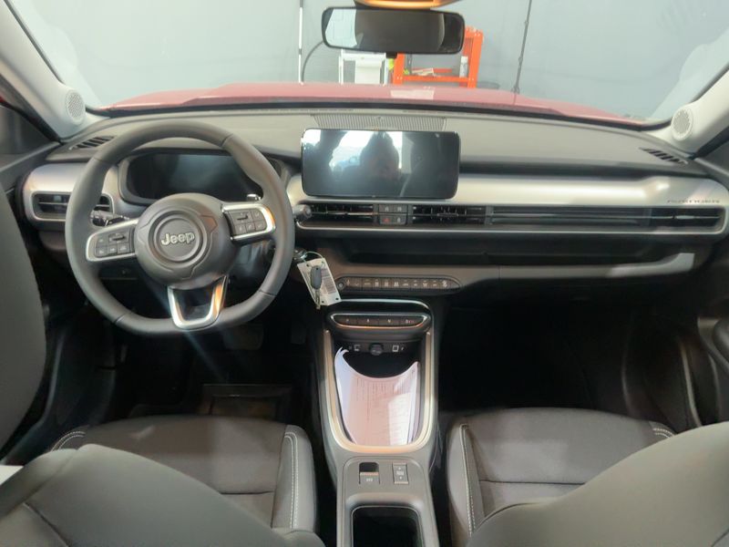 Jeep Avenger 1.2 T3 Mild-Hybrid Altitude 2025 – снимка 17