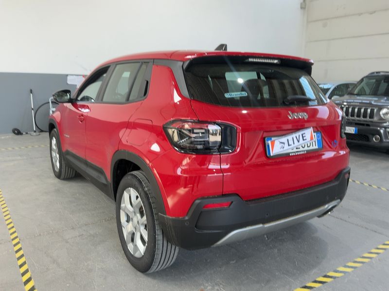 Jeep Avenger 1.2 T3 Mild-Hybrid Altitude 2025 – снимка 6