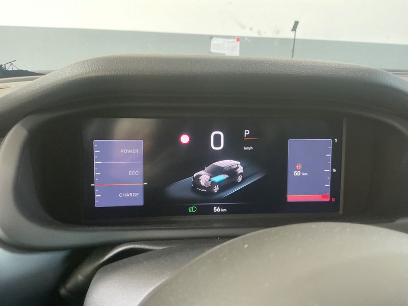Jeep Avenger 1.2 T3 Mild-Hybrid Altitude 2025 – снимка 18