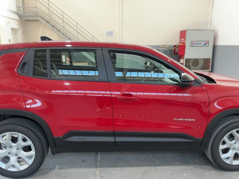 Jeep Avenger 1.2 T3 Mild-Hybrid Altitude 2025 – снимка 10