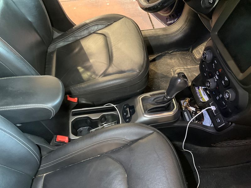 Jeep Renegade 1.3 TGDi S 4x2 2019 – снимка 32