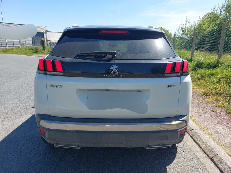 Peugeot 3008 2.0 Blue-HDi GT 2017 – снимка 4