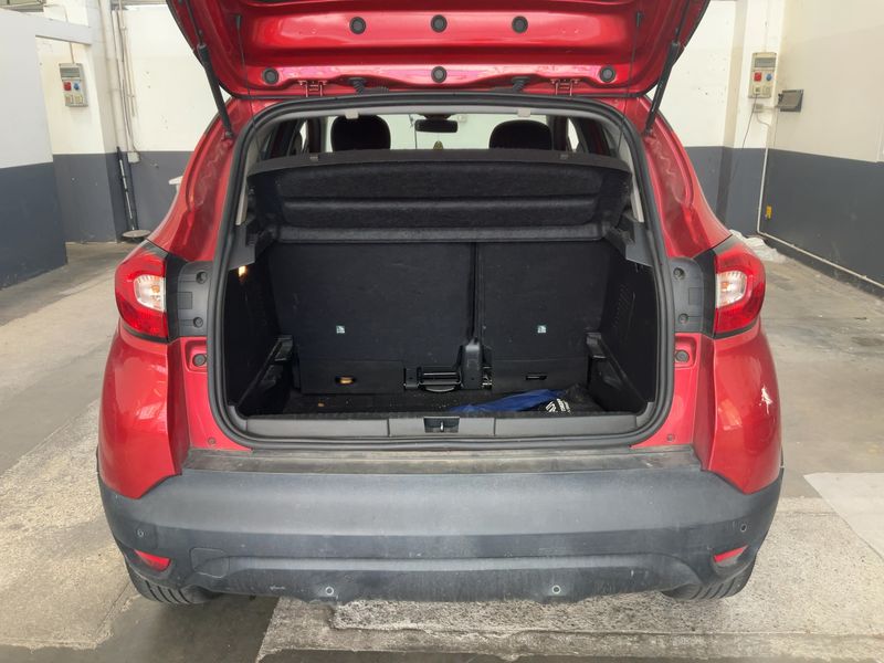 Renault Captur 1.5 dCi Iconic 2016 – снимка 15