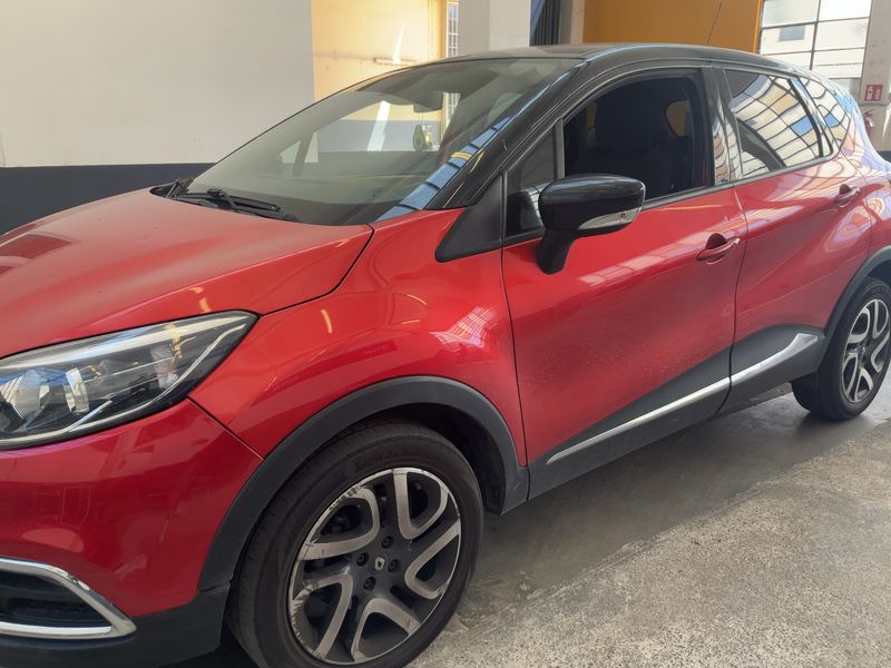 Renault Captur 1.5 dCi Iconic 2016 – снимка 2